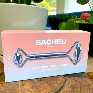 🚩SOLD🚩• UNOPENED NWT Dual-Sided Beauty Roller. Non-porous Stainless Steel